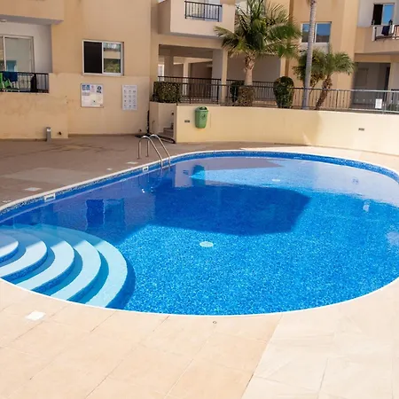 Stylish 2 Bedroom In Pegia