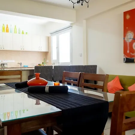 Stylish 2 Bedroom In Pegia Peyia