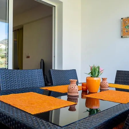 Stylish 2 Bedroom In Pegia