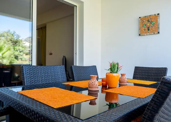 Stylish 2 Bedroom In Pegia