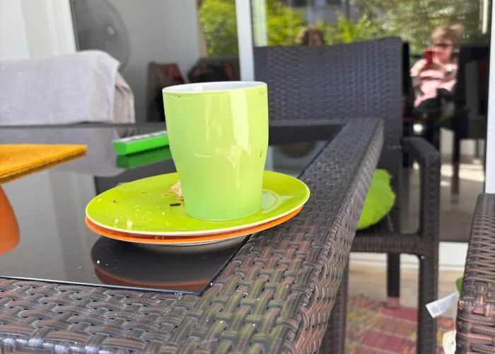 Apartament Stylish 2 Bedroom In Pegia *