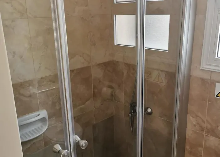 Apartament Stylish 2 Bedroom In Pegia *